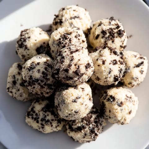Cream Cheese Oreo Balls